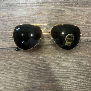 Ray-Ban Unisex Classic Aviator Sunglassess, Arista Gold with G-15 Green Lenses